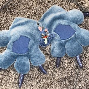 Disney Parks Stitch Hands